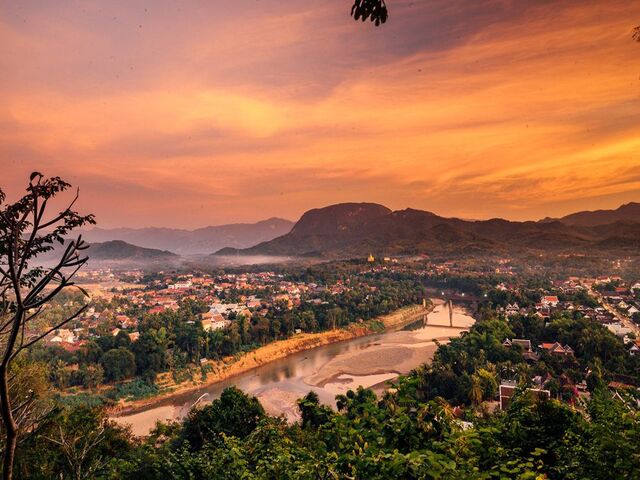 Insgesamt Laos